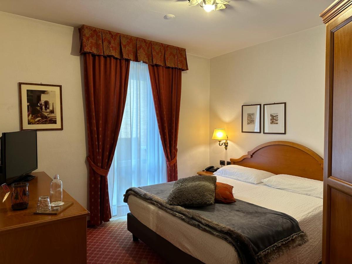 Brunet - The Dolomites Resort Fiera Di Primiero Luaran gambar
