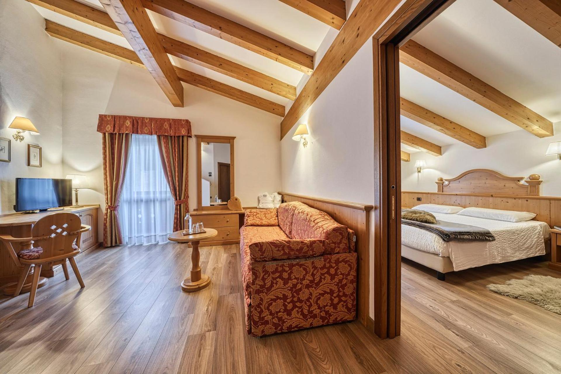 Brunet - The Dolomites Resort Fiera Di Primiero Luaran gambar