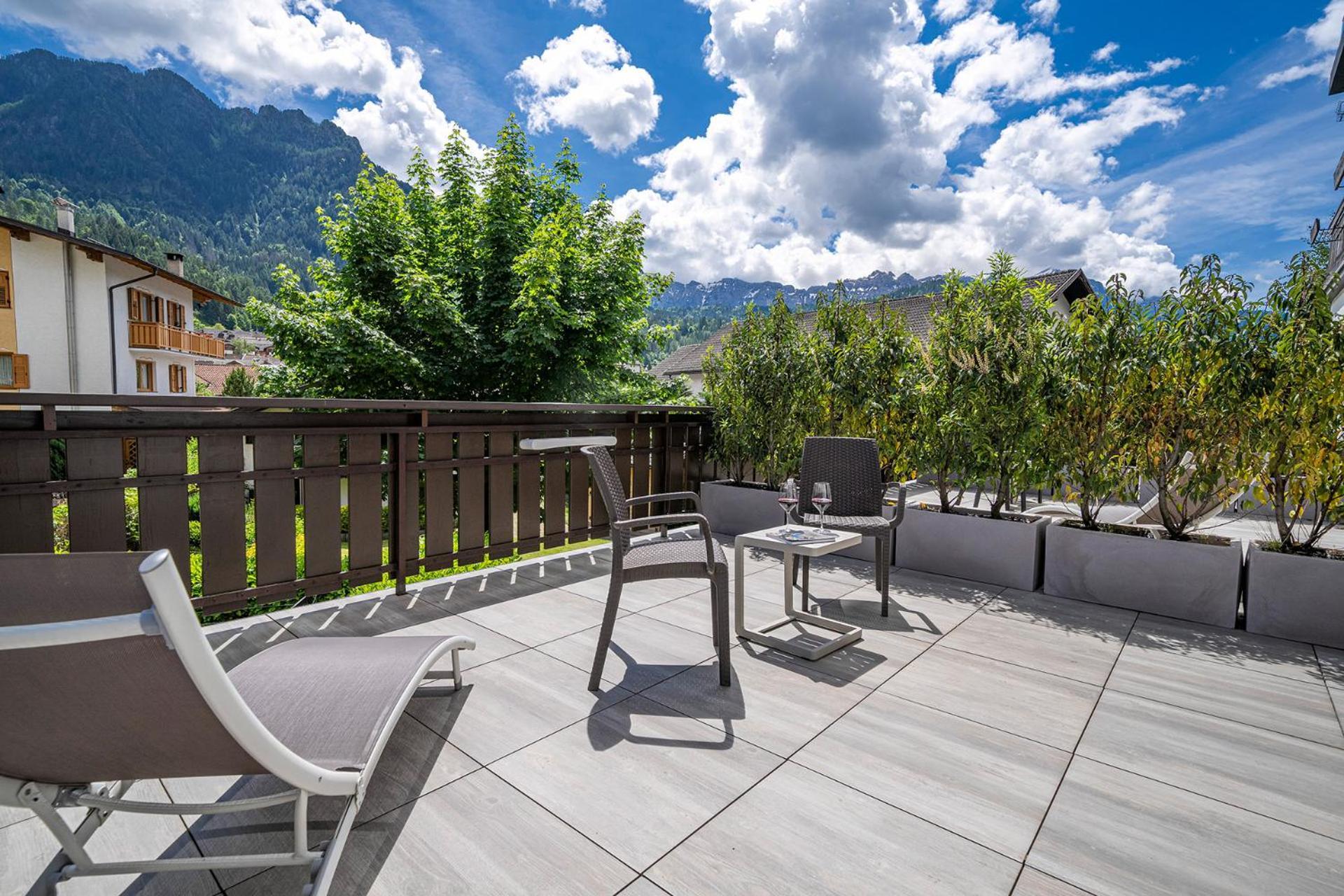 Brunet - The Dolomites Resort Fiera Di Primiero Luaran gambar